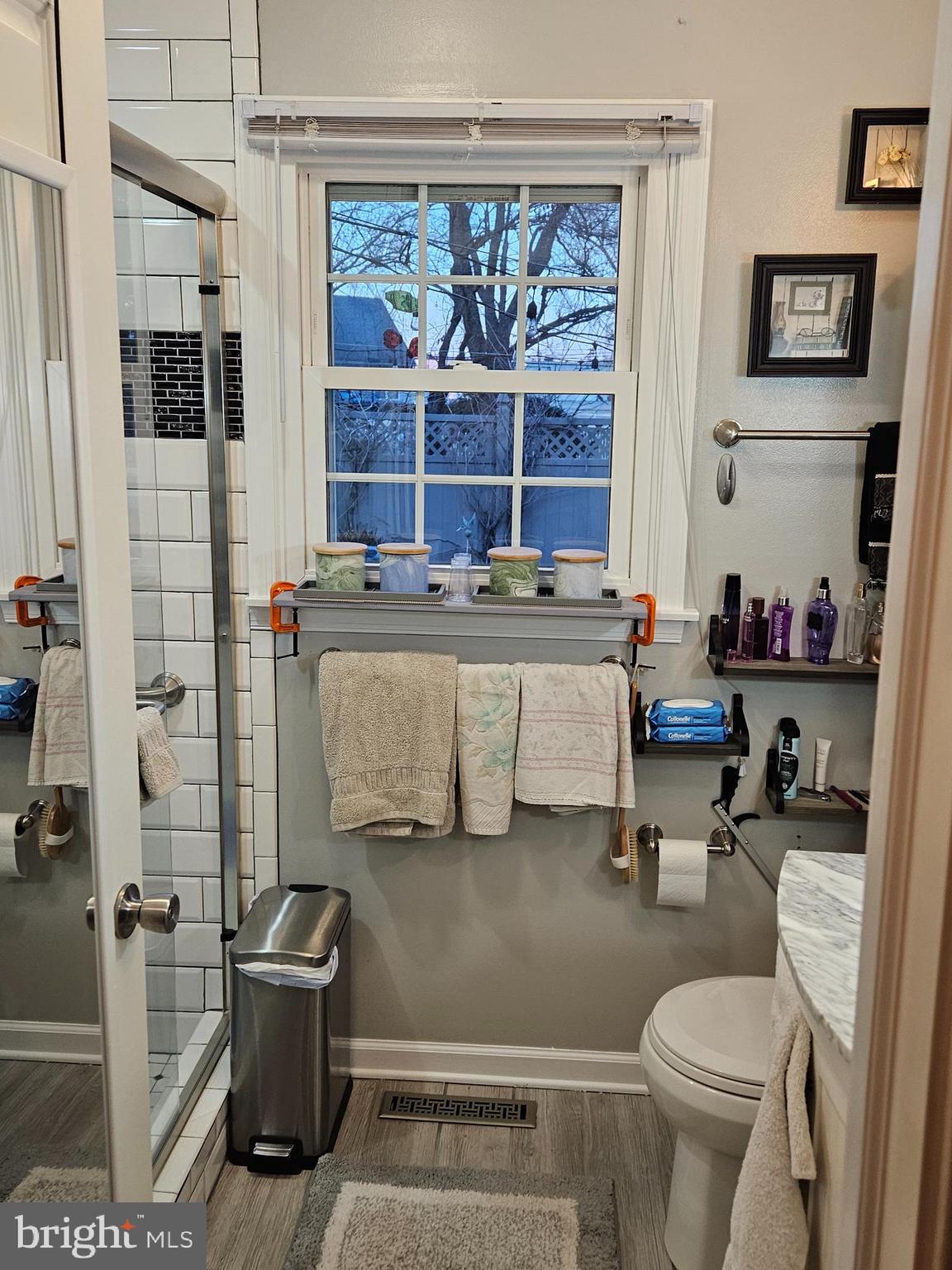 APPLE LANE - Residential