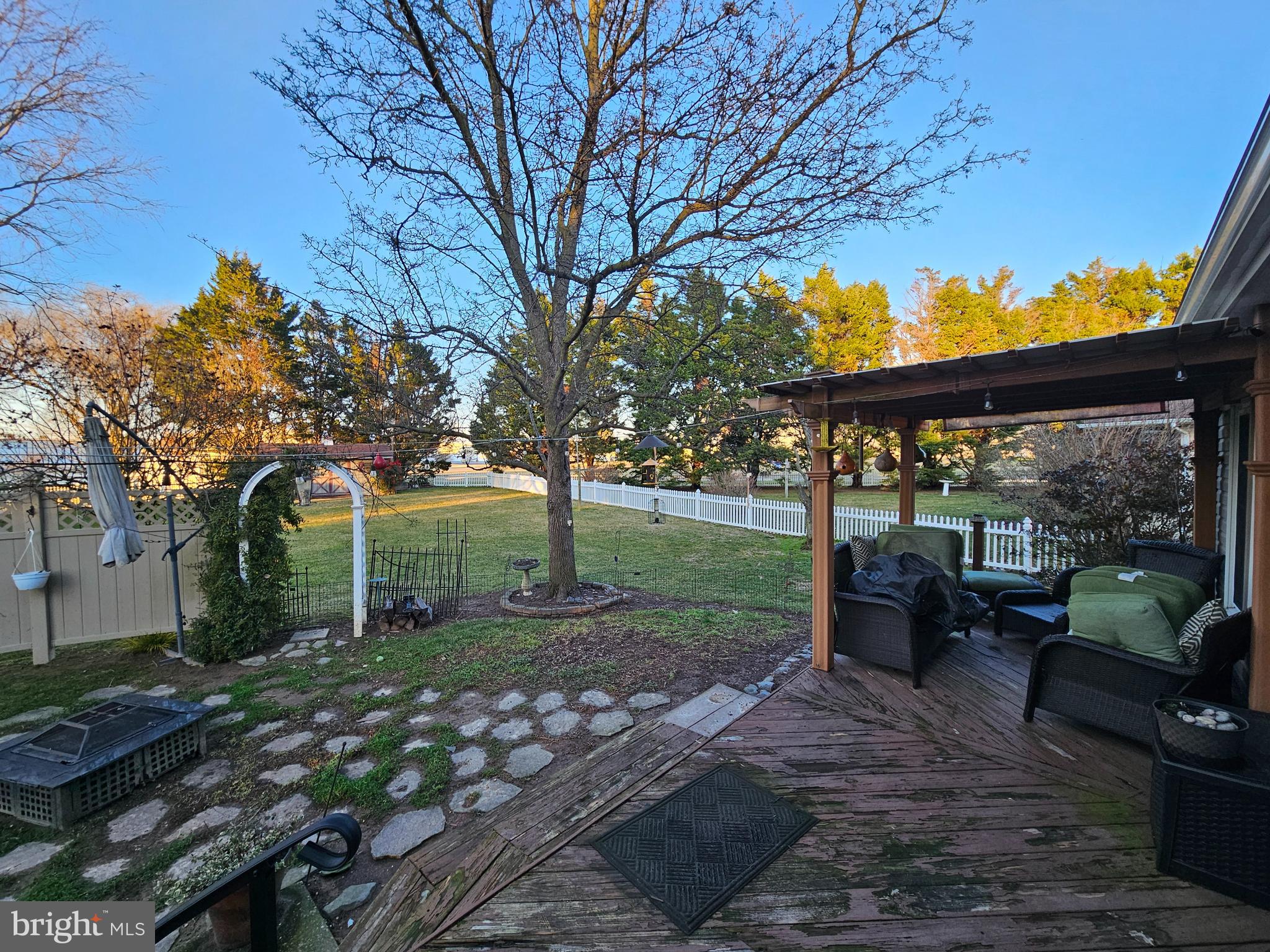 APPLE LANE - Residential