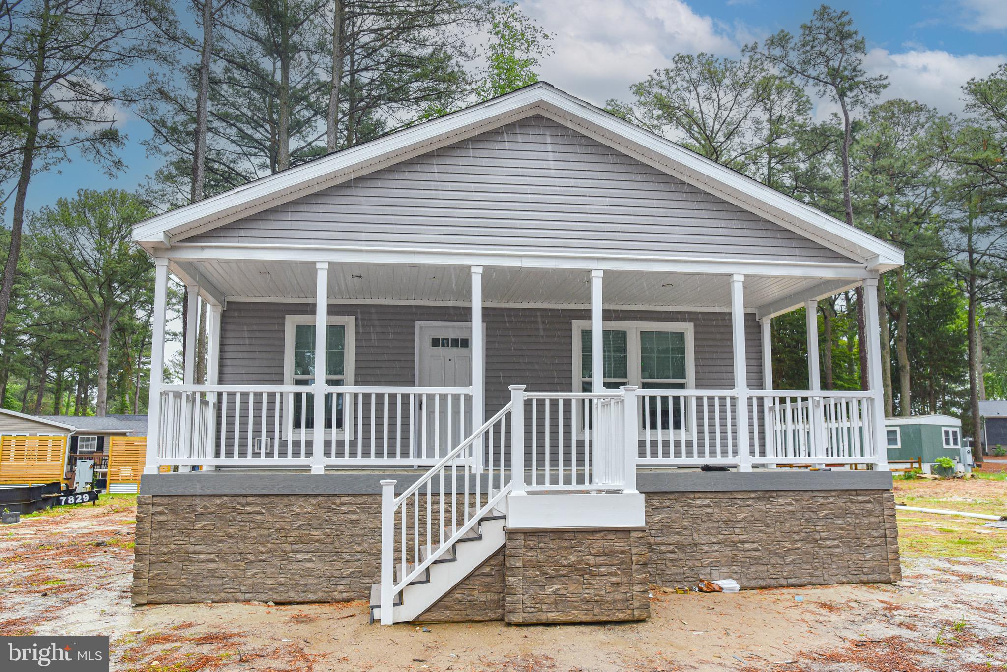26503 N CORNER 4