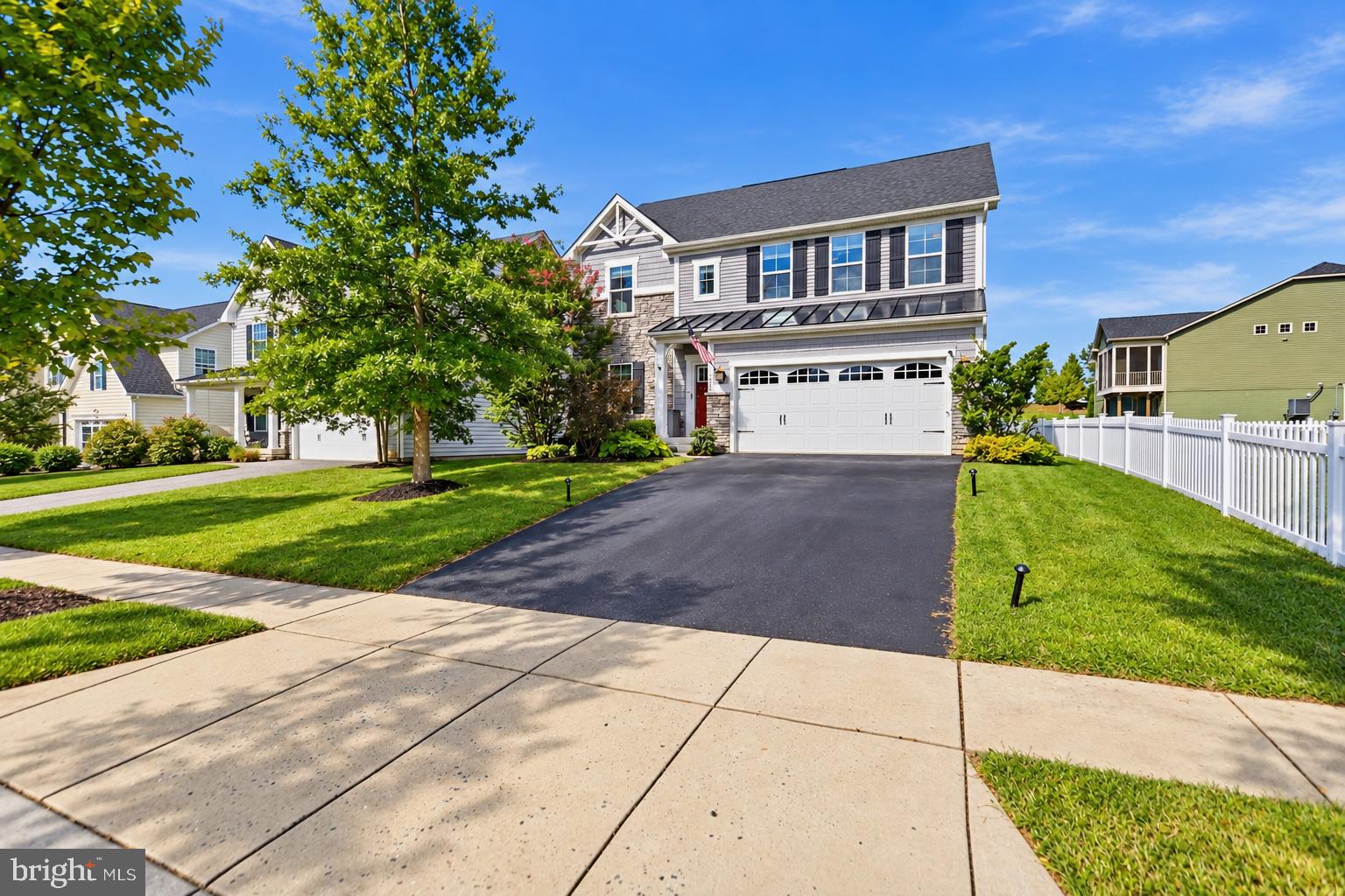 1221 LONG FARM
