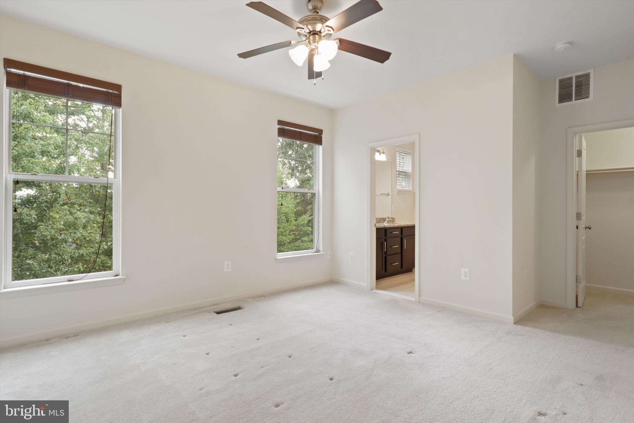 POTOMAC CREST - Residential Lease