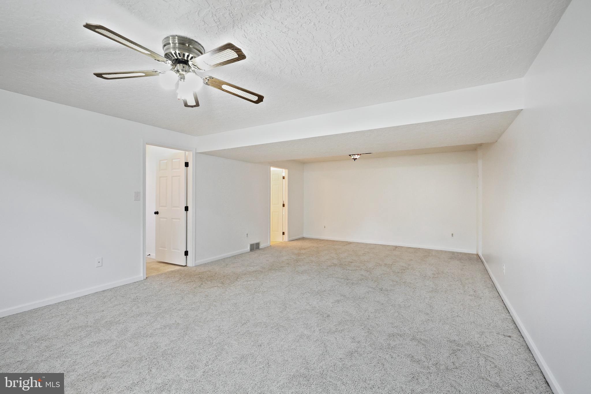 GRANDVIEW - Residential