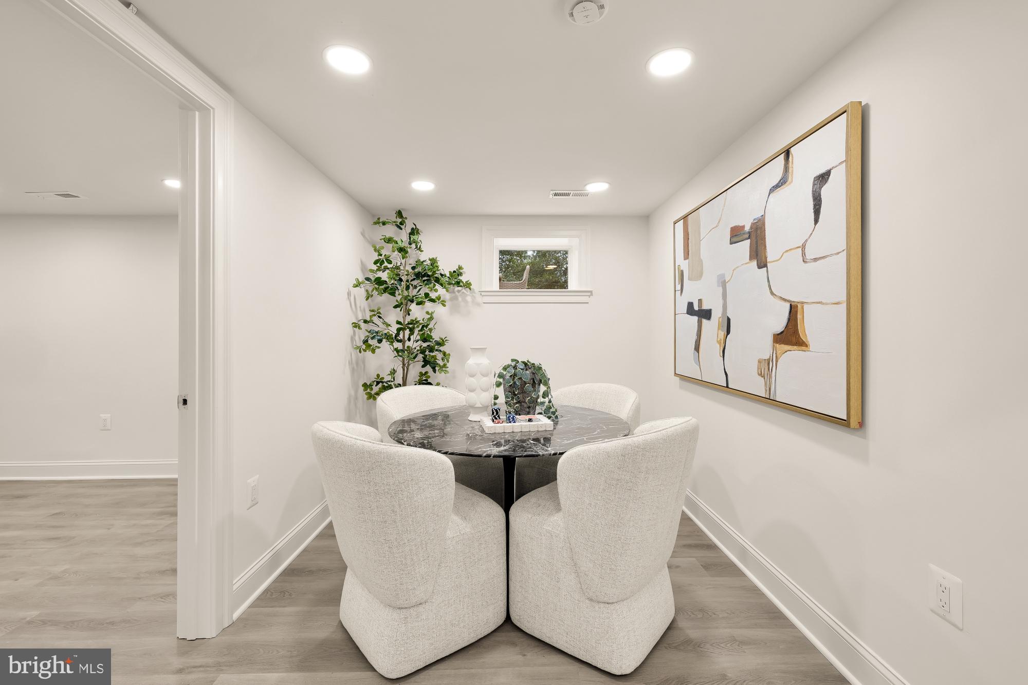 SPRING VALLEY - Residential