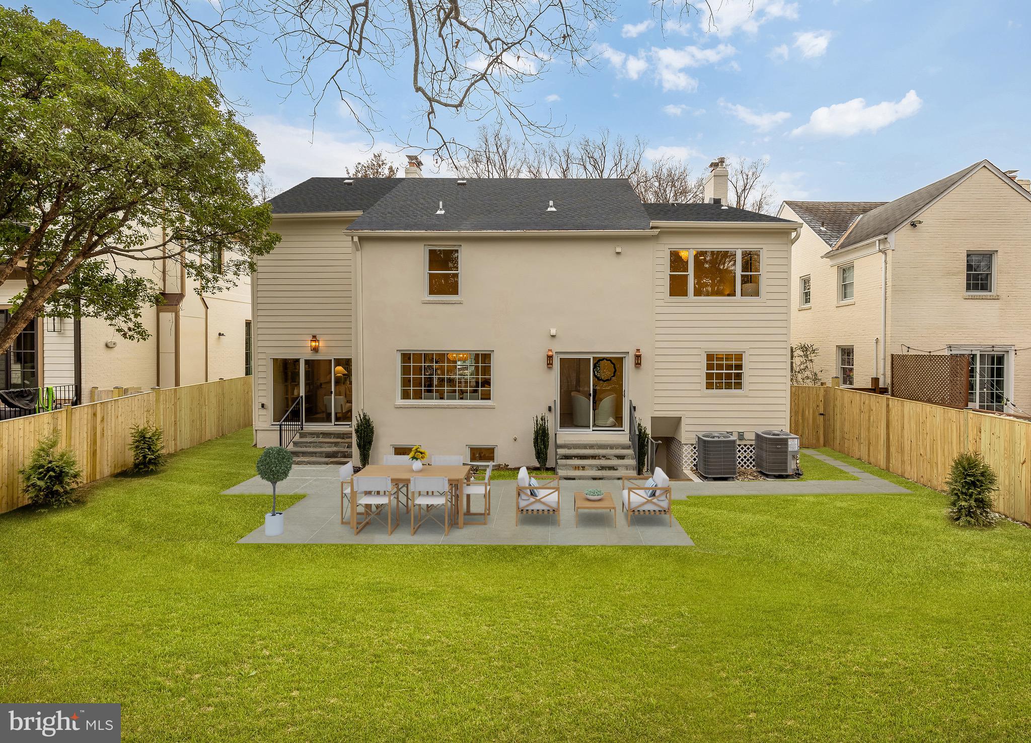 SPRING VALLEY - Residential