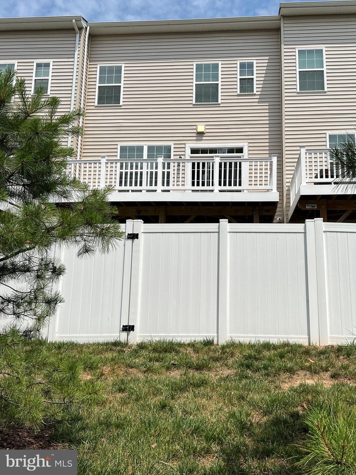 BLACKBURN - Residential Lease