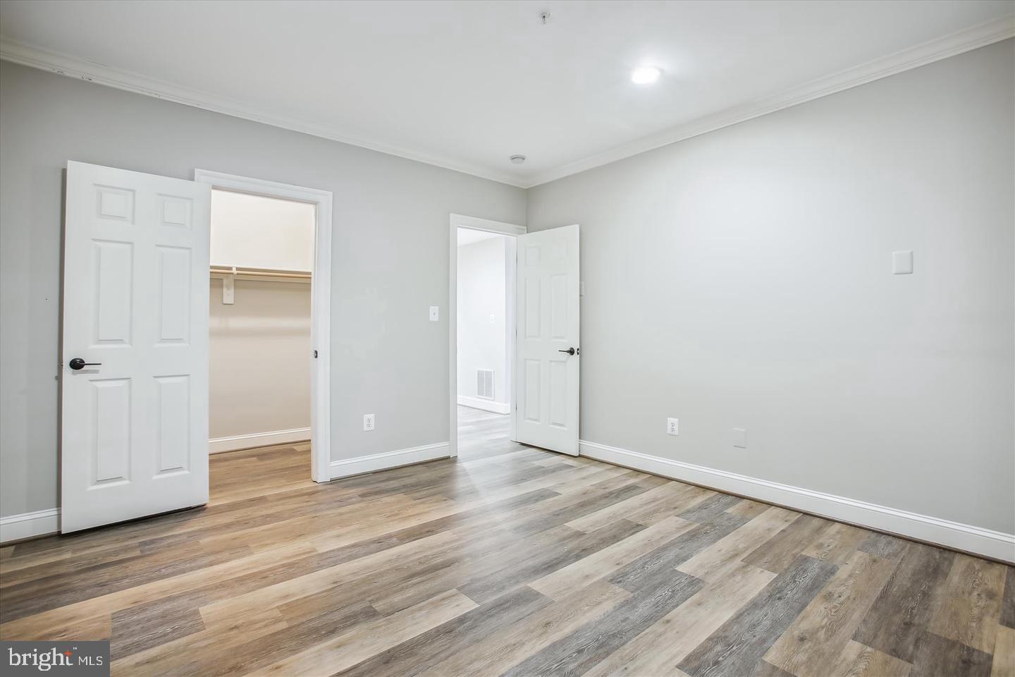 LYON HILL - Residential