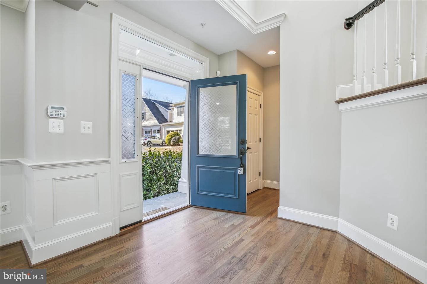 LYON HILL - Residential