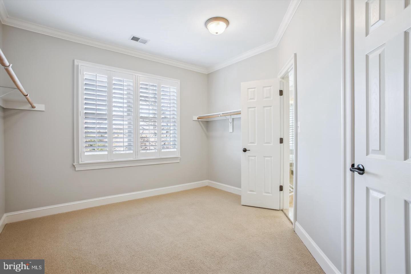 LYON HILL - Residential