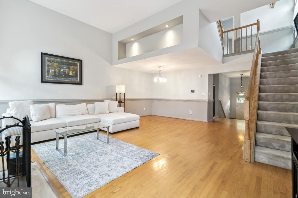 44 SILVER MOON DRIVE