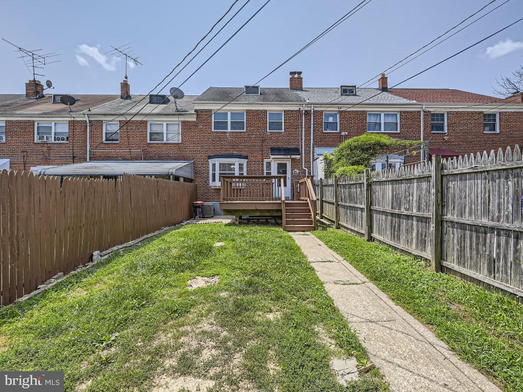 PERRING LOCH - Residential