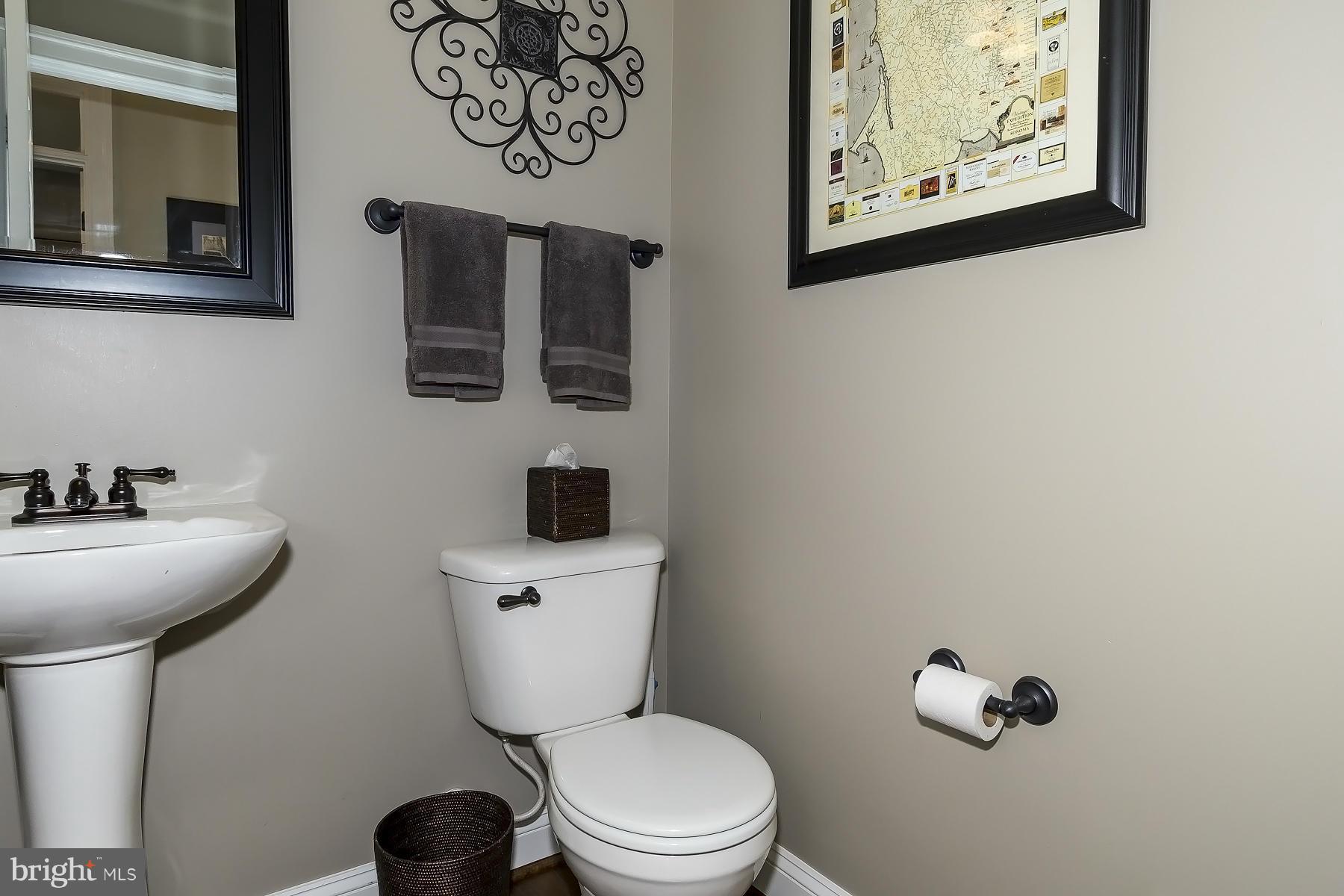 VILLAS AT SEVERNA PARK - Residential