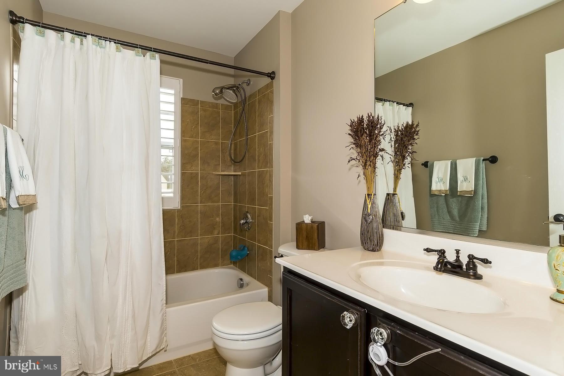 VILLAS AT SEVERNA PARK - Residential