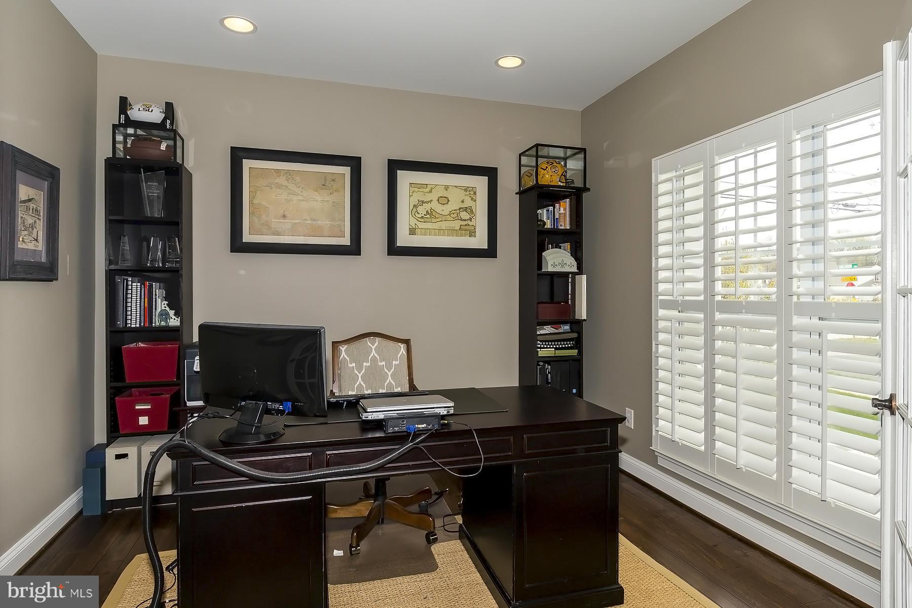 VILLAS AT SEVERNA PARK - Residential