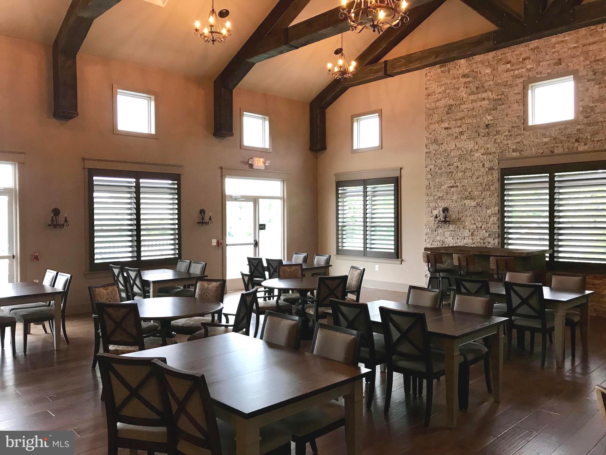 SPRING OAK - Residential
