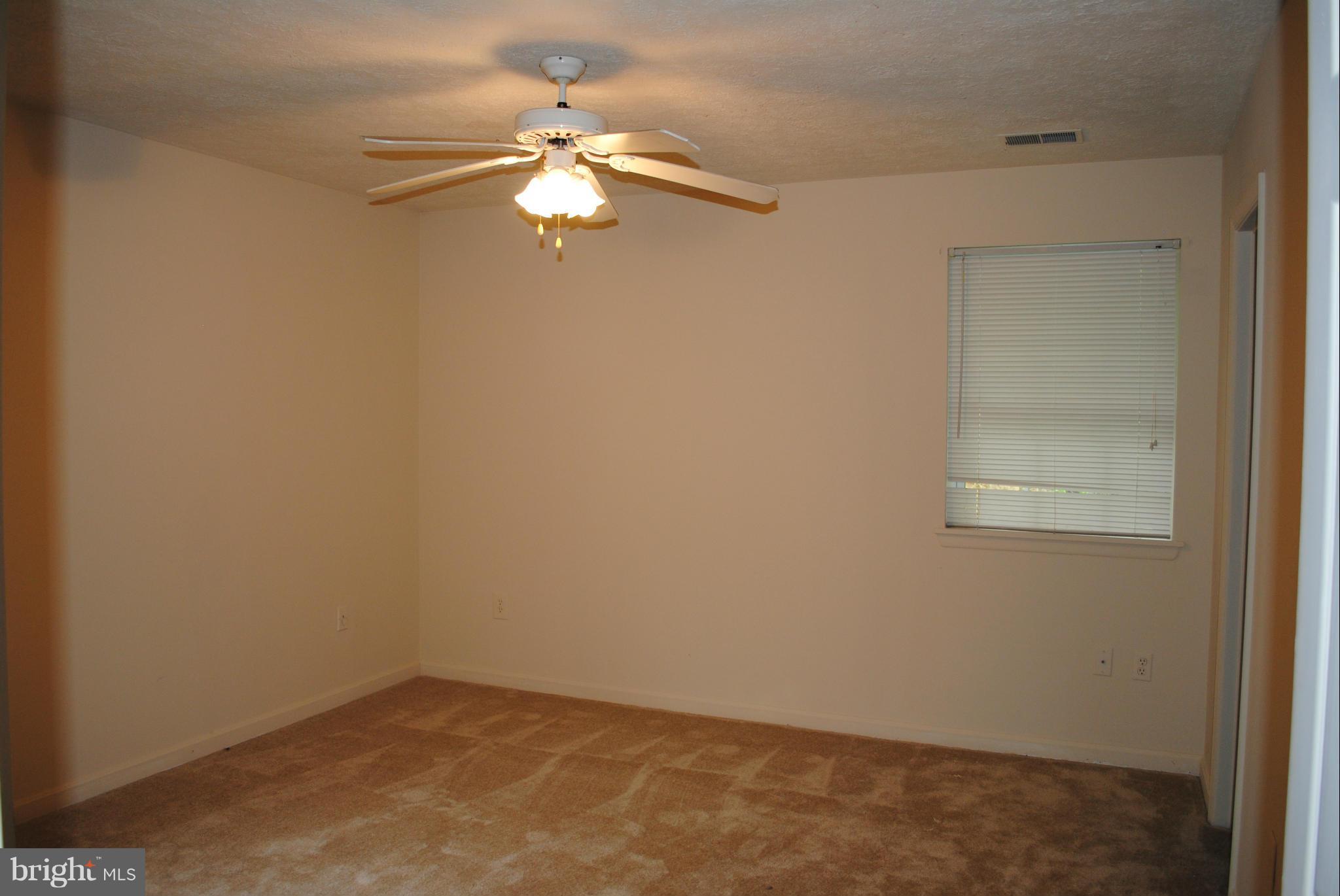 ST CHARLES SUB - HUNTINGTON - Residential Lease