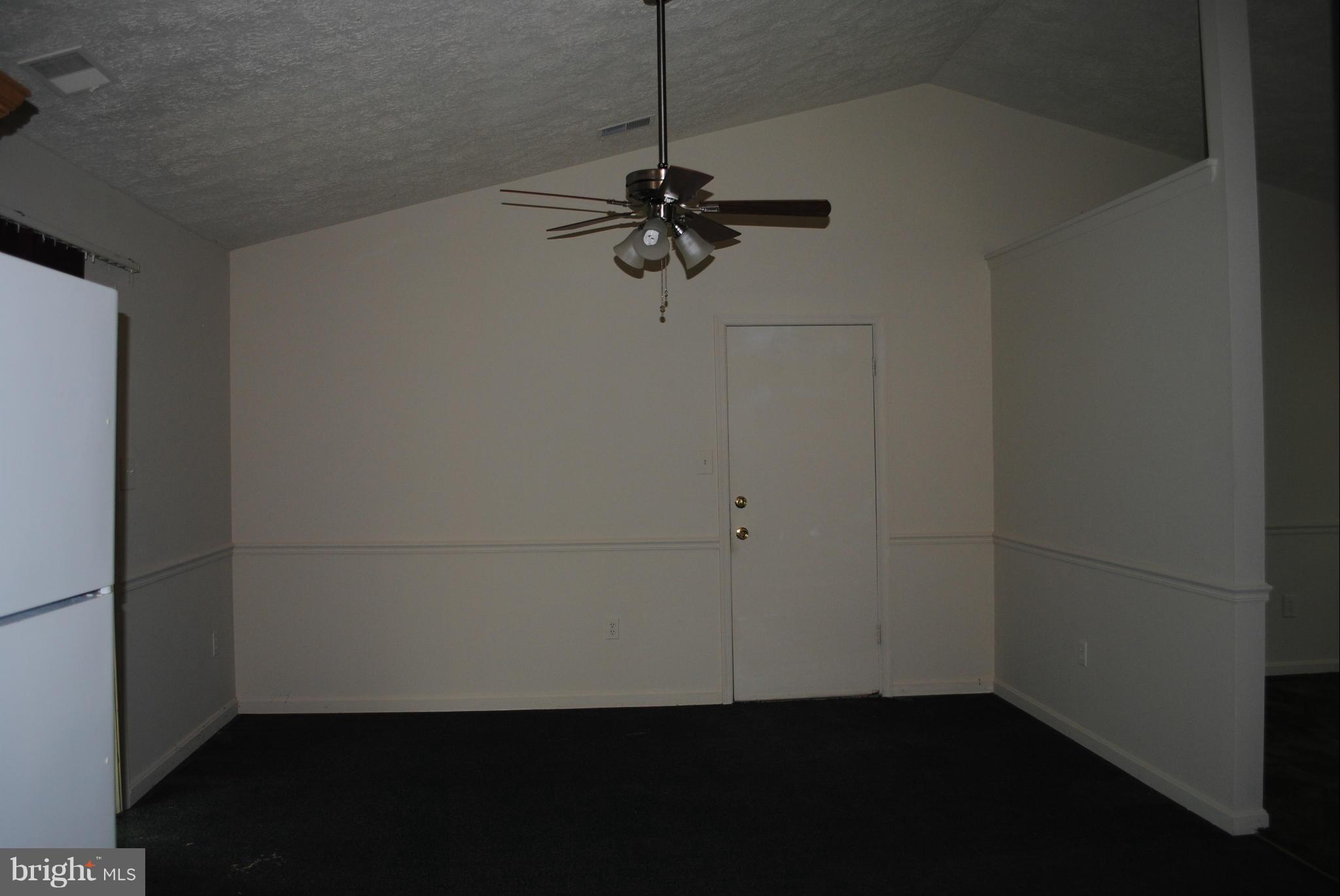 ST CHARLES SUB - HUNTINGTON - Residential Lease