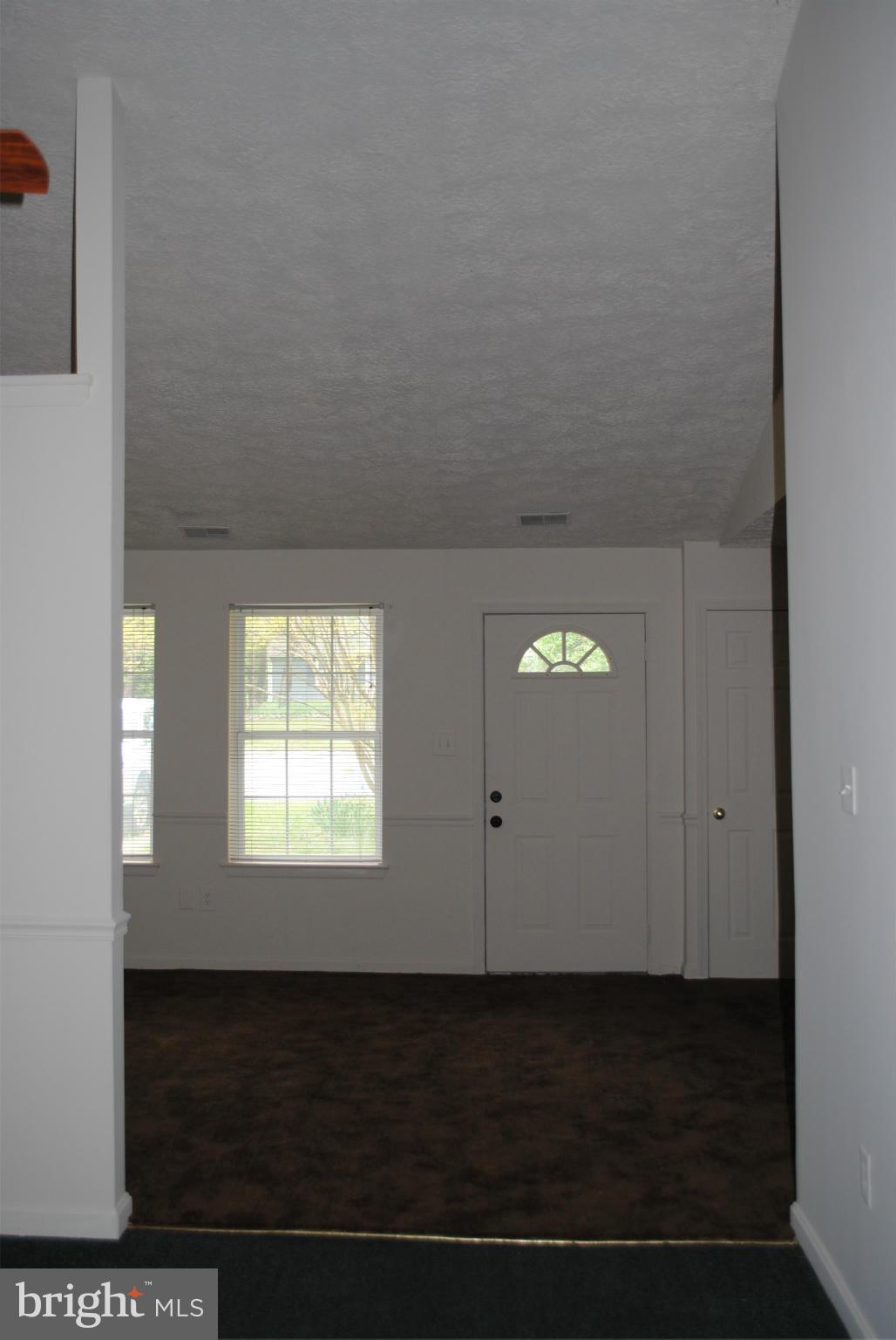 ST CHARLES SUB - HUNTINGTON - Residential Lease