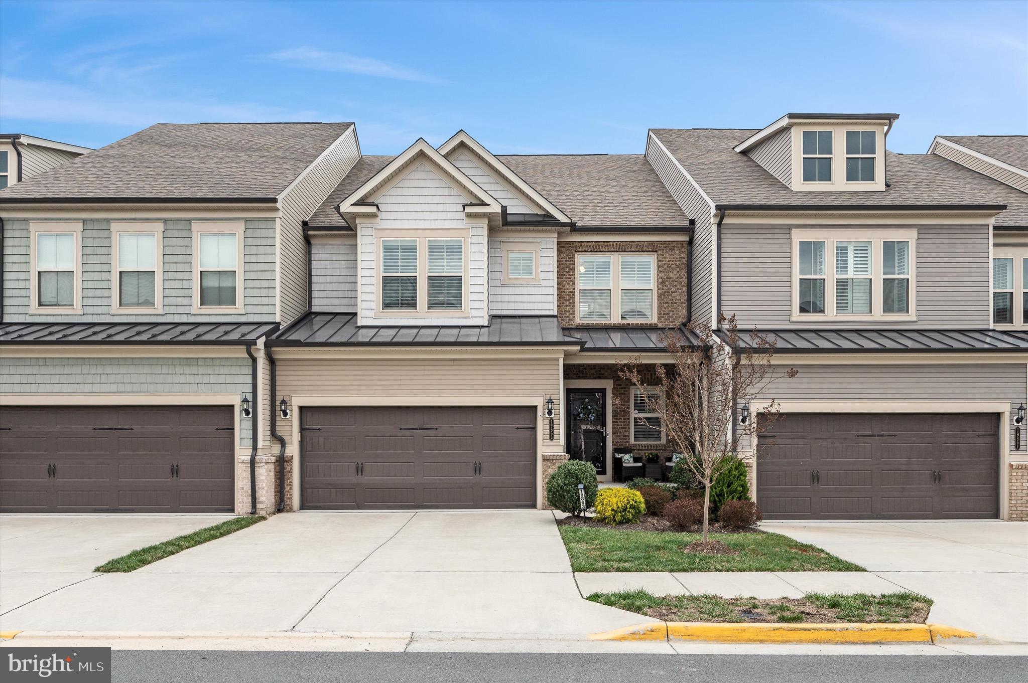 LEXINGTON 7 - Residential