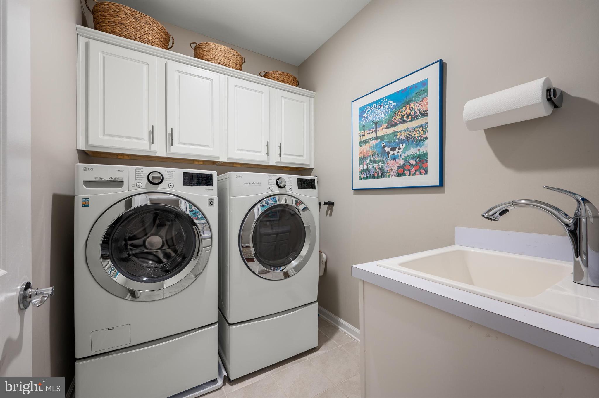 LEXINGTON 7 - Residential