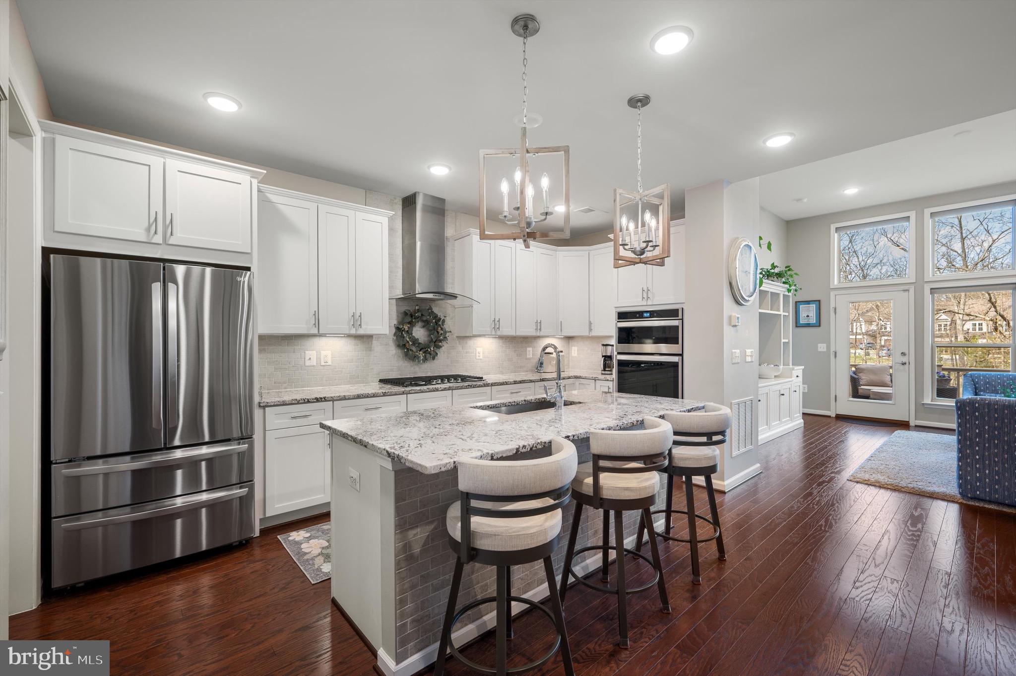 LEXINGTON 7 - Residential