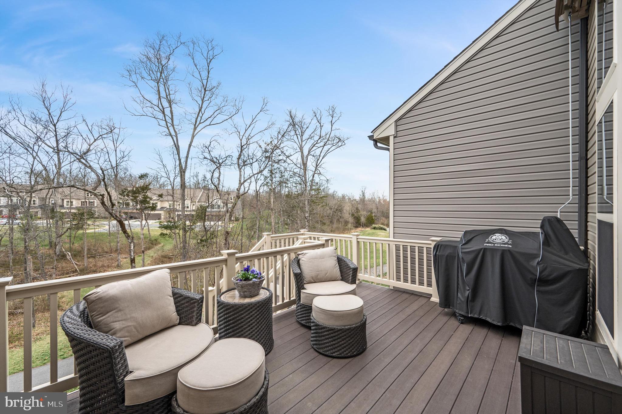 LEXINGTON 7 - Residential