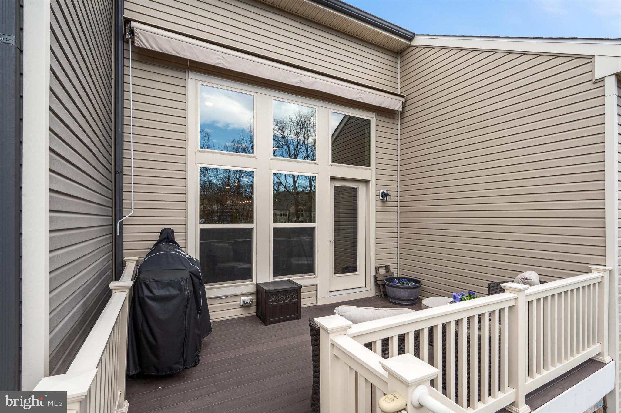 LEXINGTON 7 - Residential