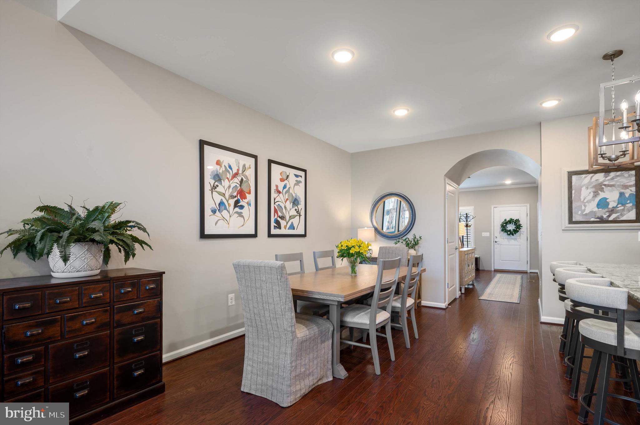 LEXINGTON 7 - Residential