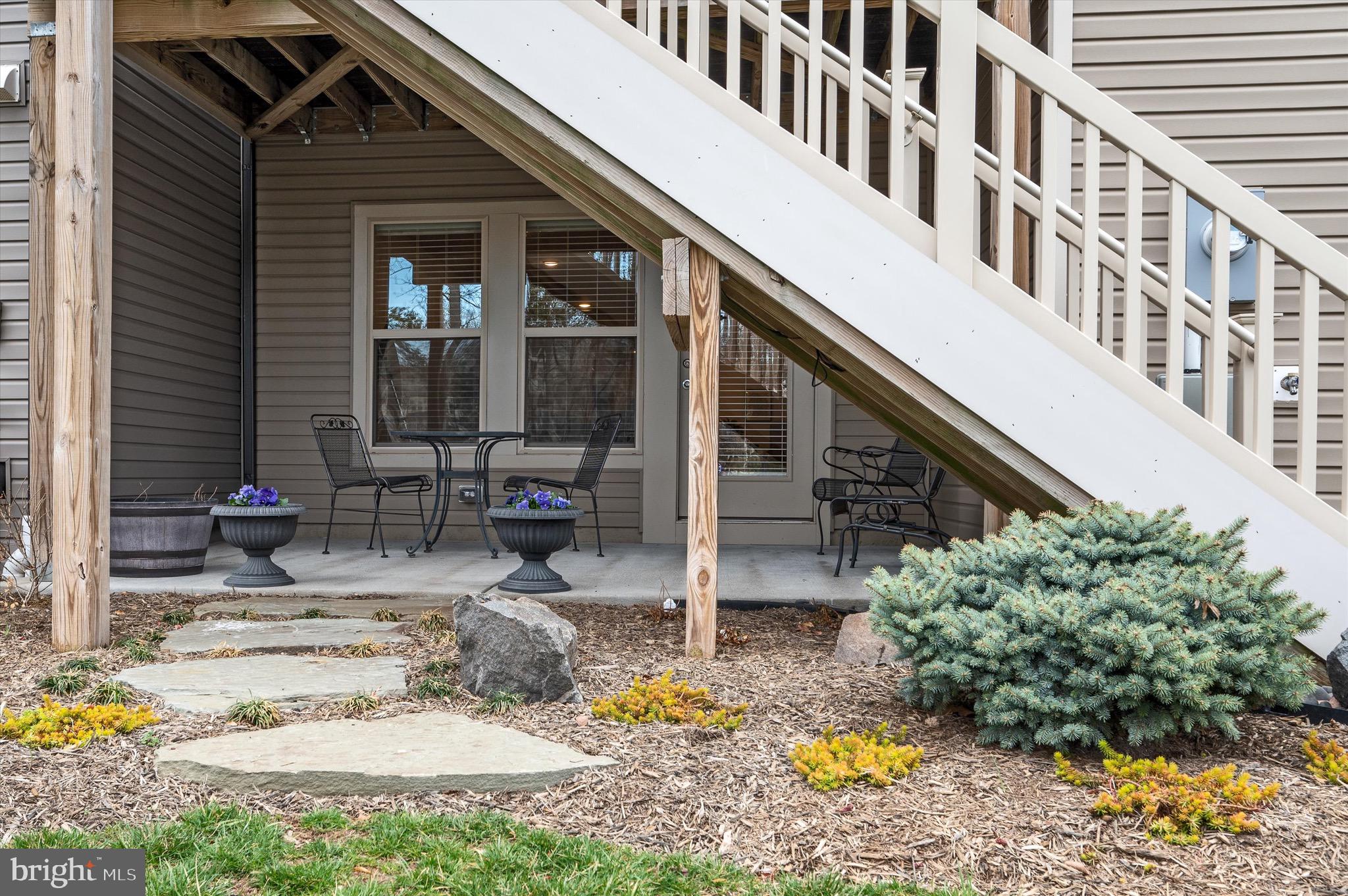 LEXINGTON 7 - Residential