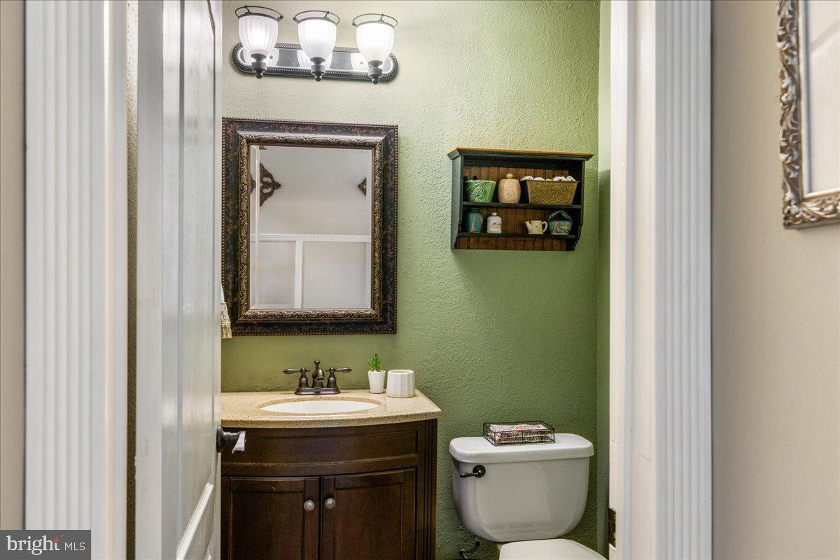 HAMPTON CHASE - Residential