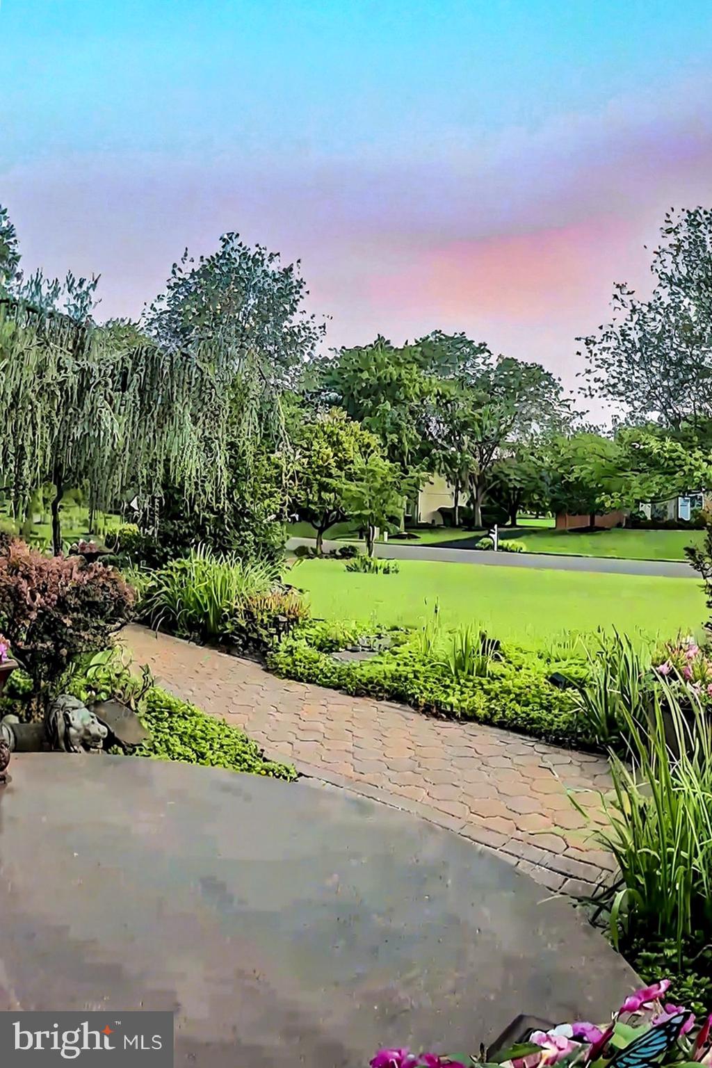 HAMPTON CHASE - Residential