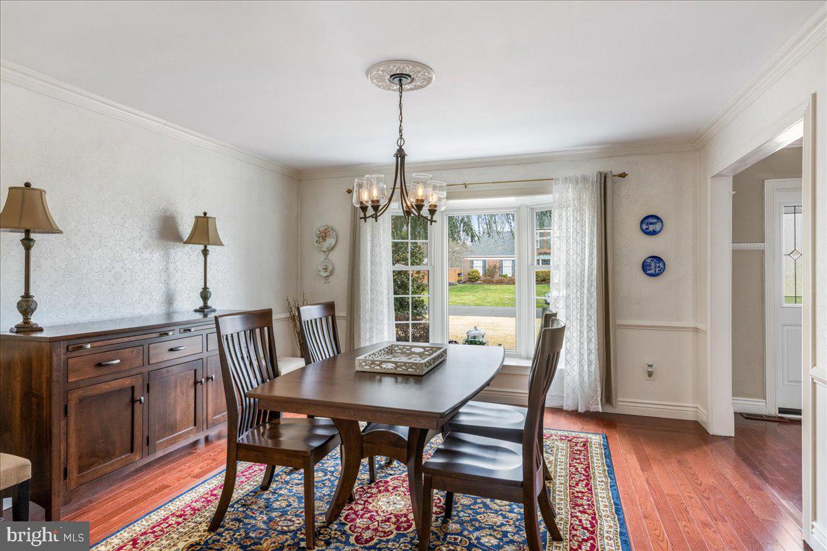 HAMPTON CHASE - Residential