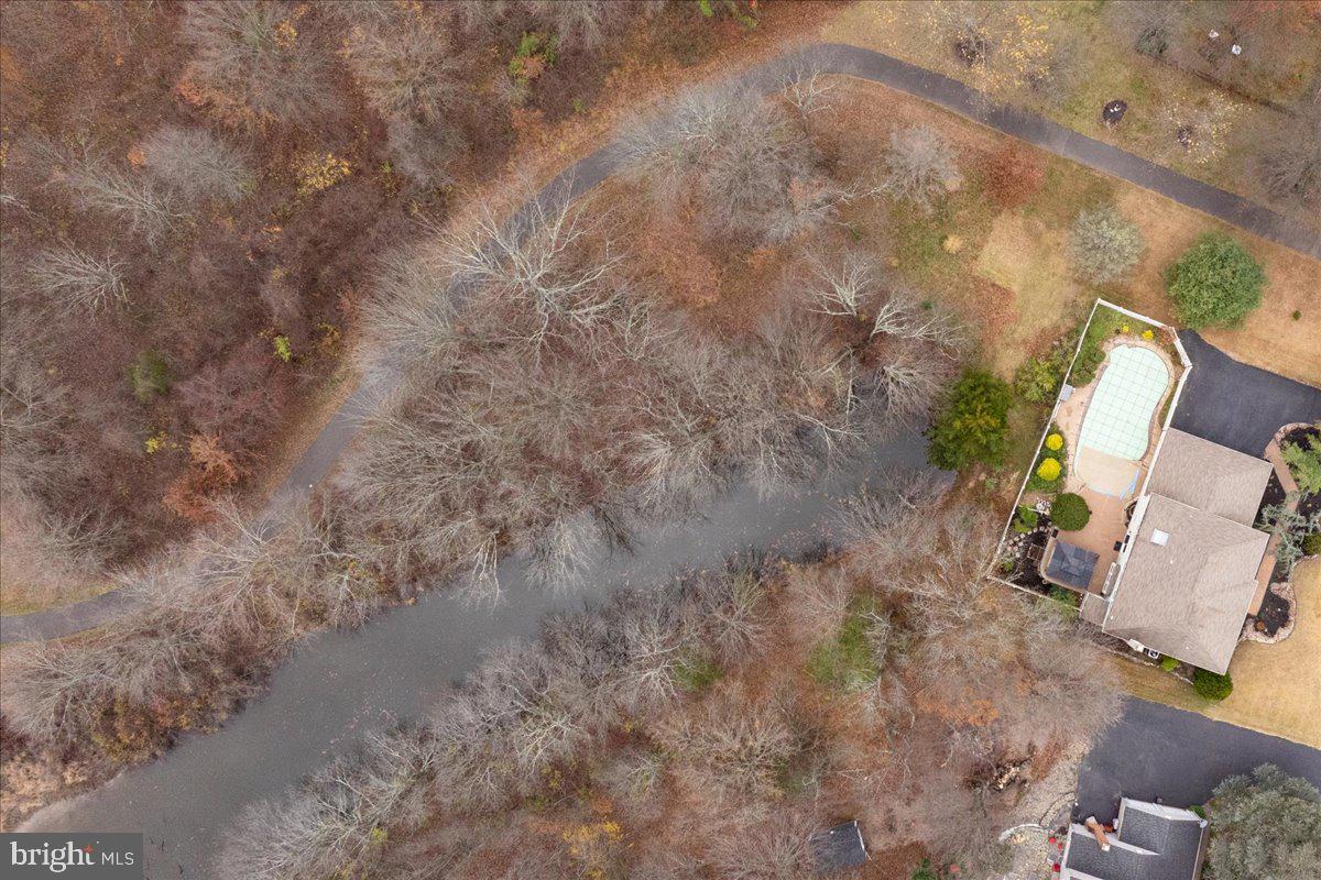 HAMPTON CHASE - Residential