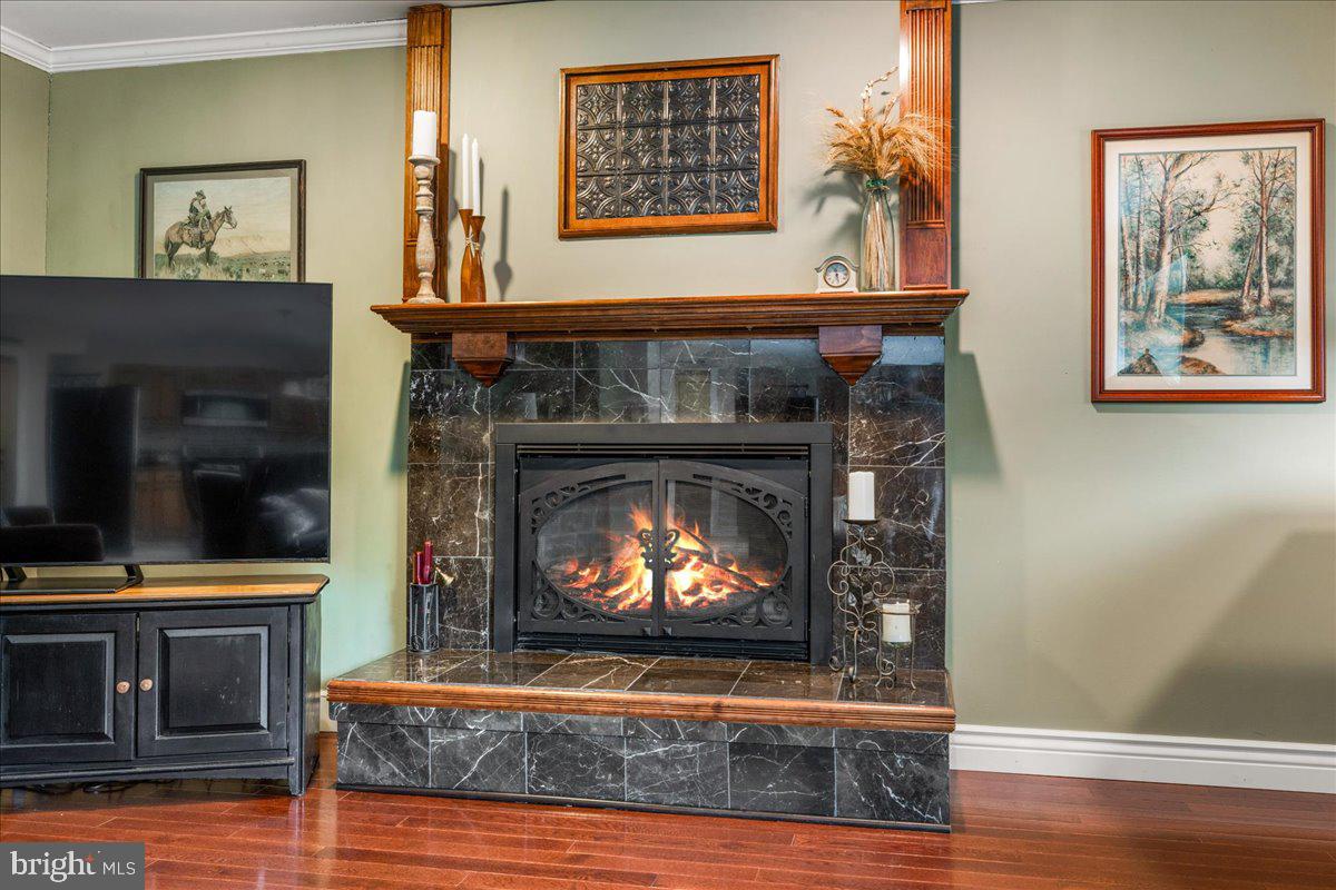 HAMPTON CHASE - Residential