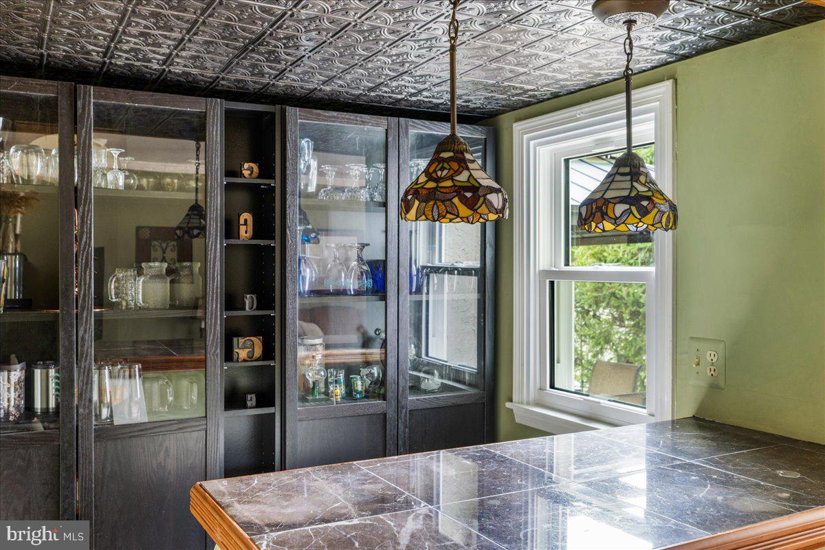 HAMPTON CHASE - Residential