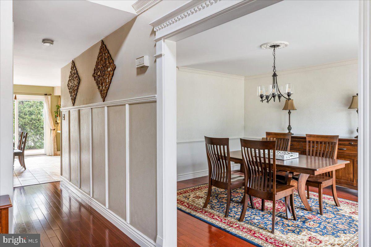 HAMPTON CHASE - Residential