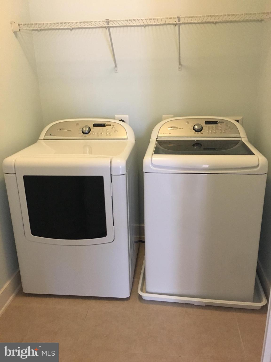 HUNTINGTON MEWS - Residential Lease