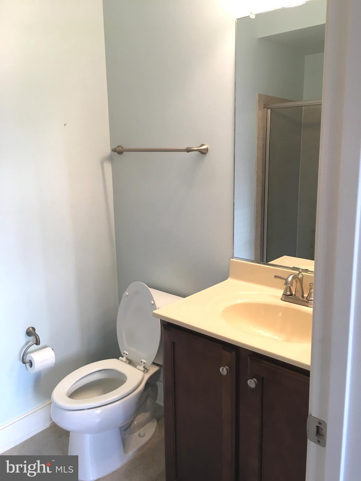 HUNTINGTON MEWS - Residential Lease