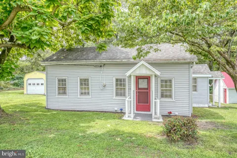 6140 Laurel Grove Road, Denton, MD MLS: MDCM2004562