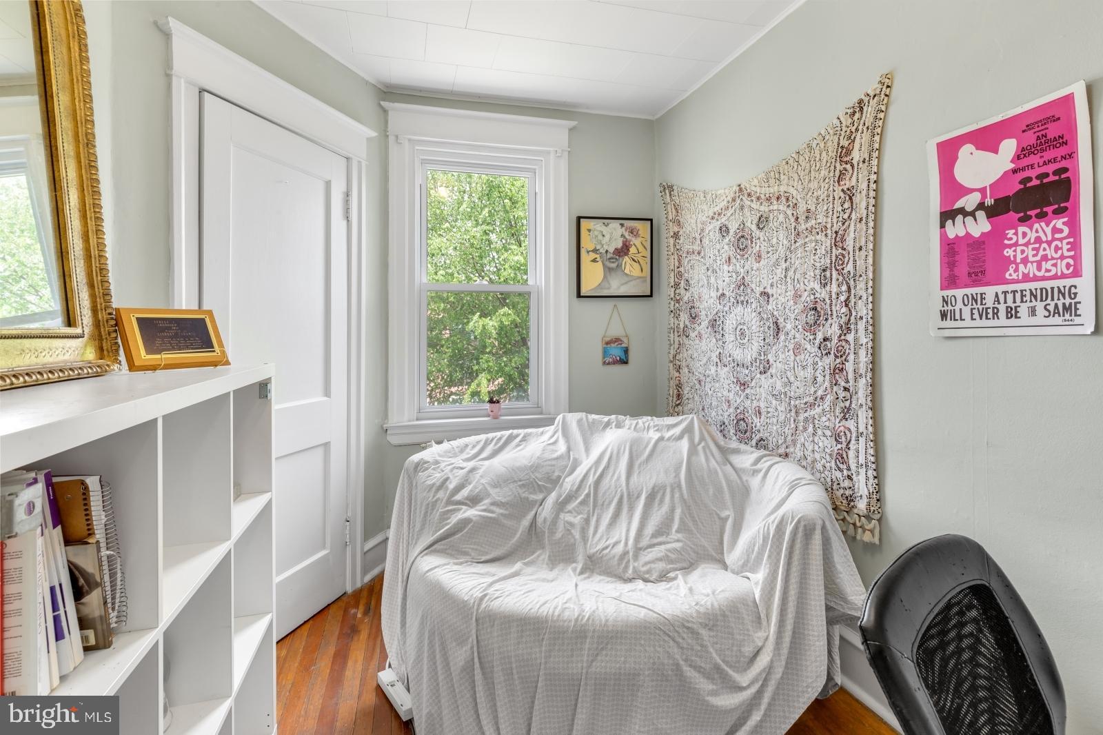 ROXBOROUGH - Residential Lease