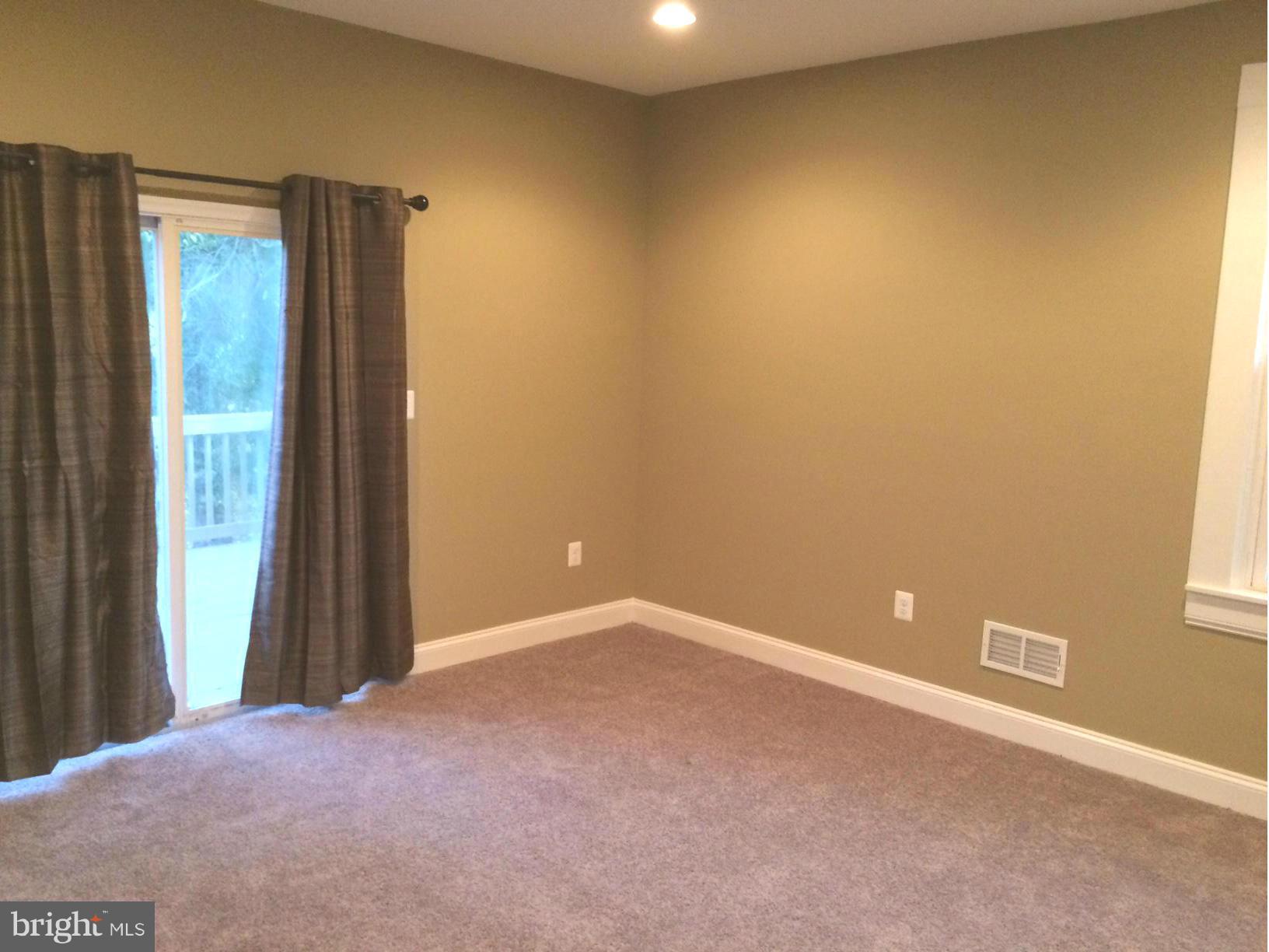 HOWARD PARK - Residential