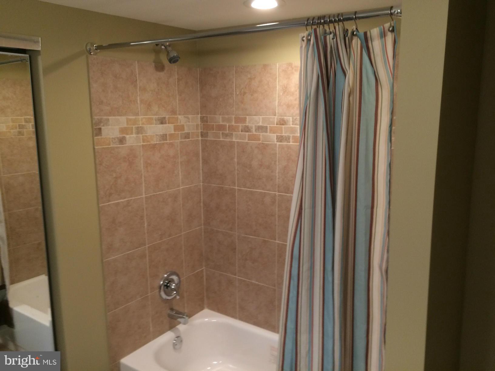 HOWARD PARK - Residential