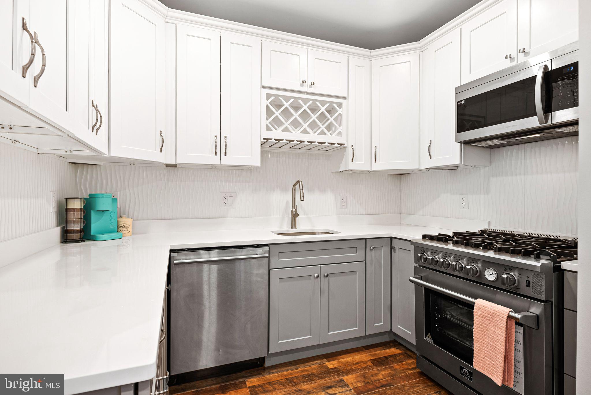 628 S CLIFTON