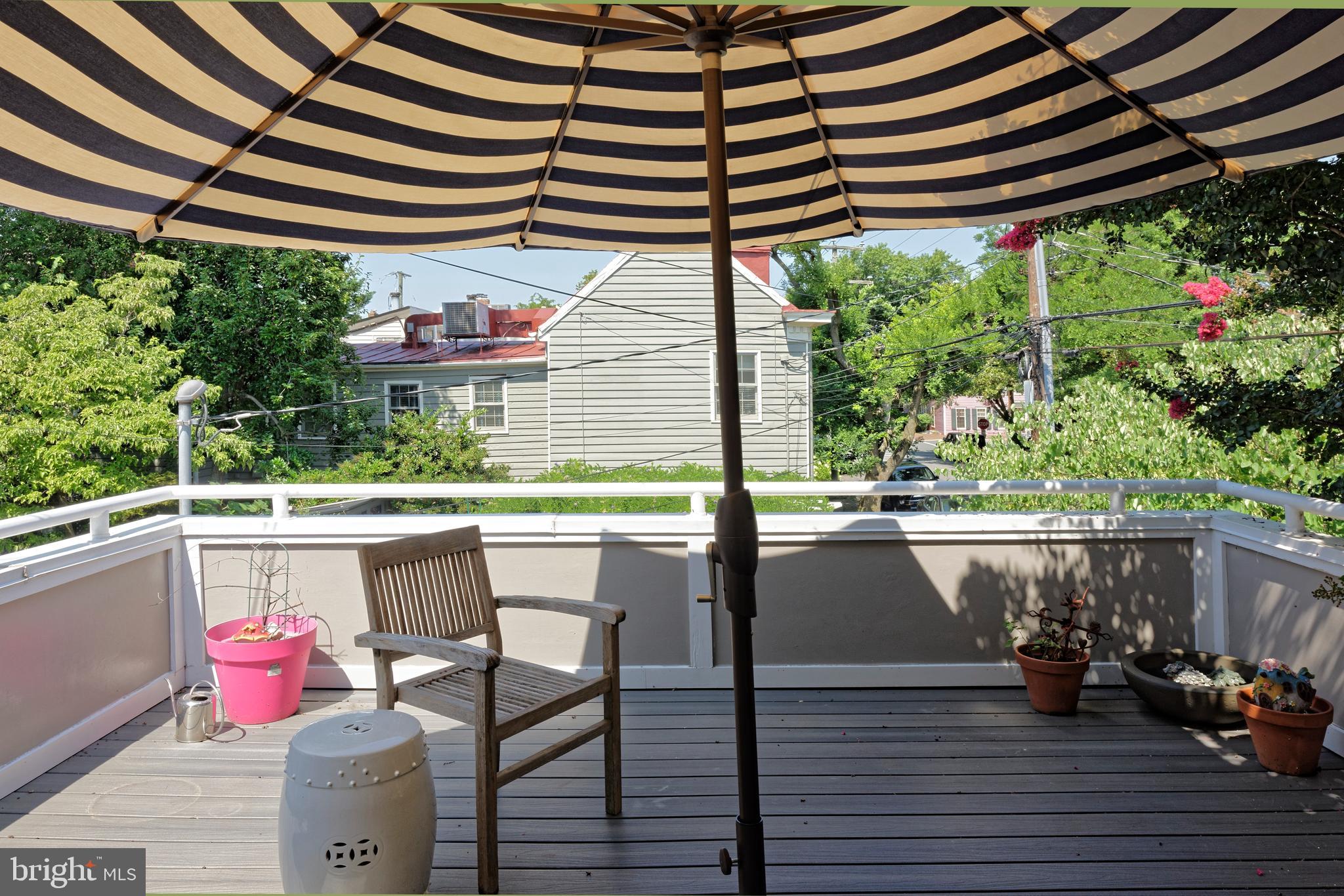 OLD TOWN ALEXANDRIA - Residential