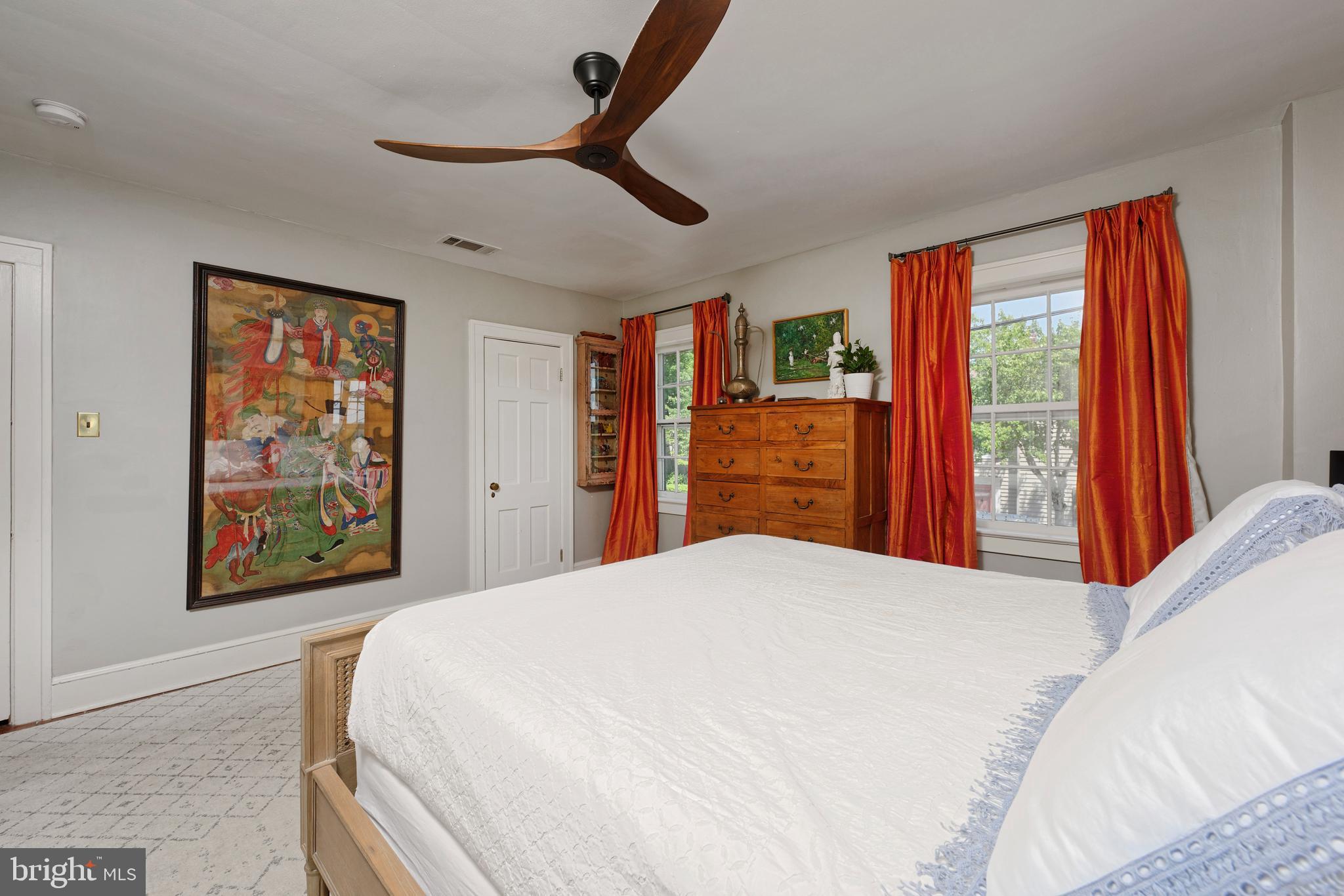 OLD TOWN ALEXANDRIA - Residential