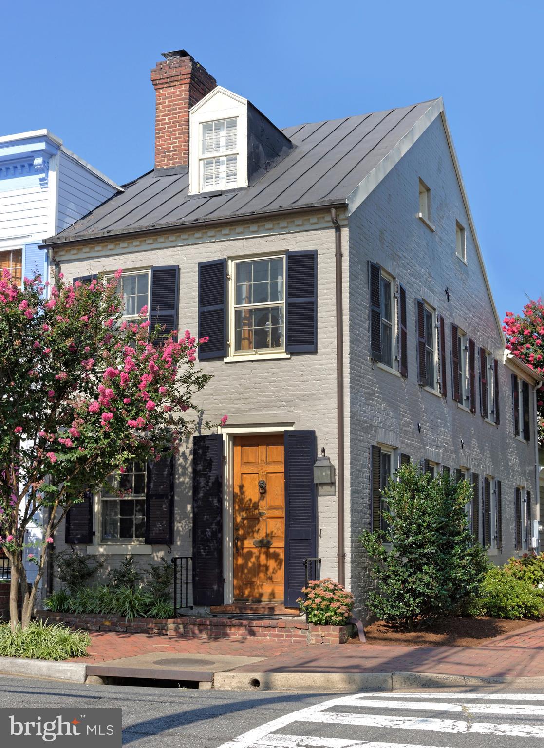 OLD TOWN ALEXANDRIA - Residential