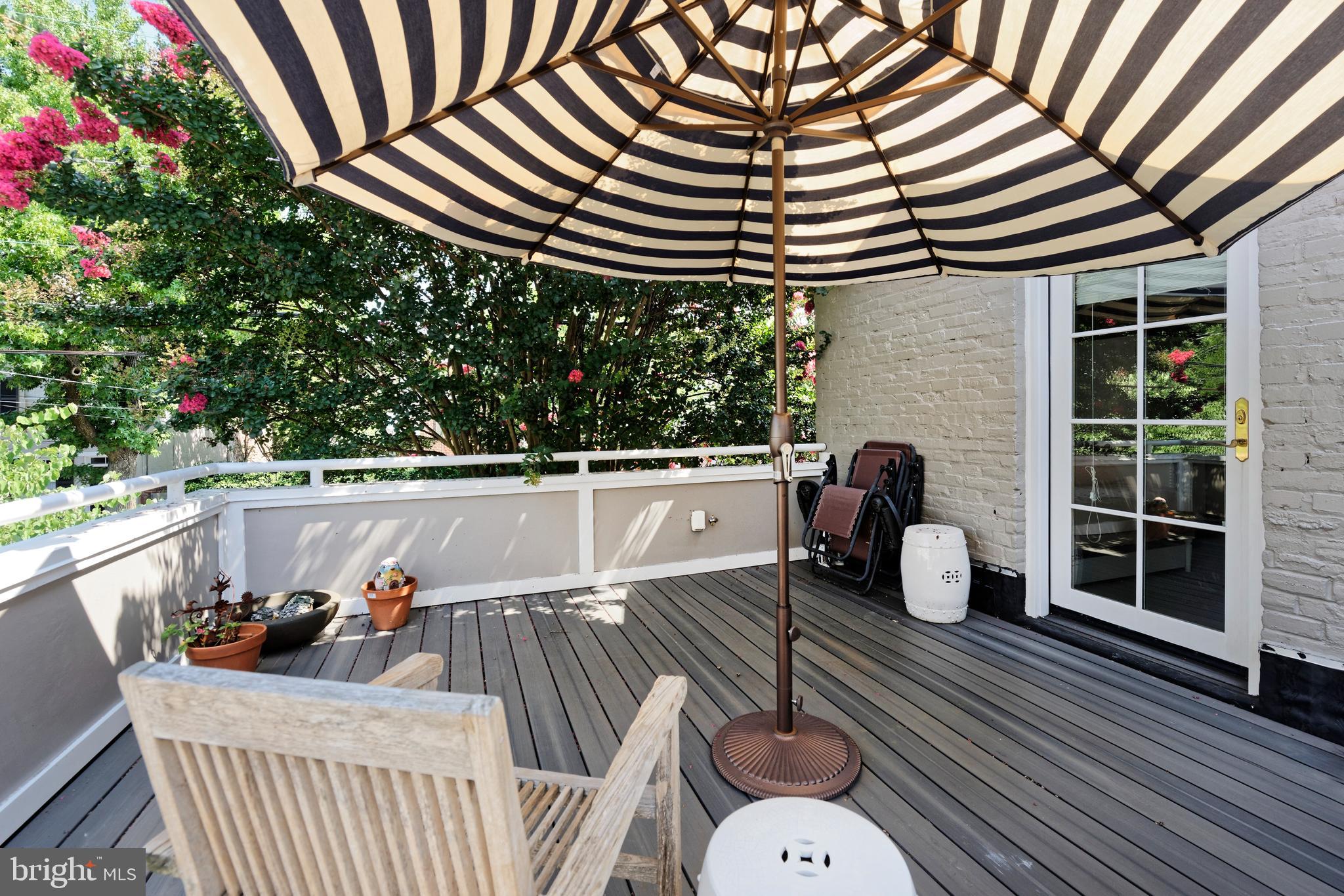 OLD TOWN ALEXANDRIA - Residential