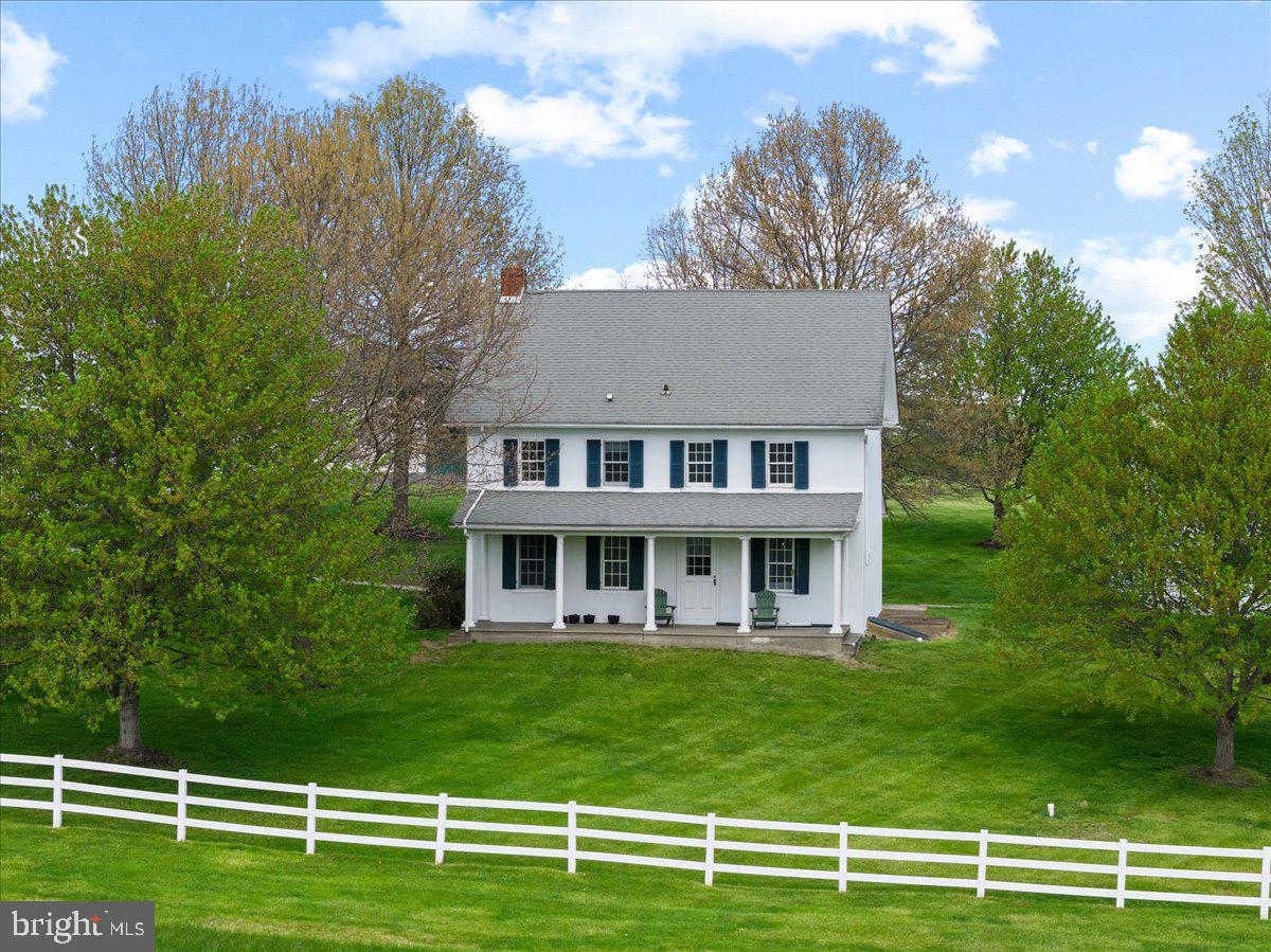 KINTNERSVILLE - Land