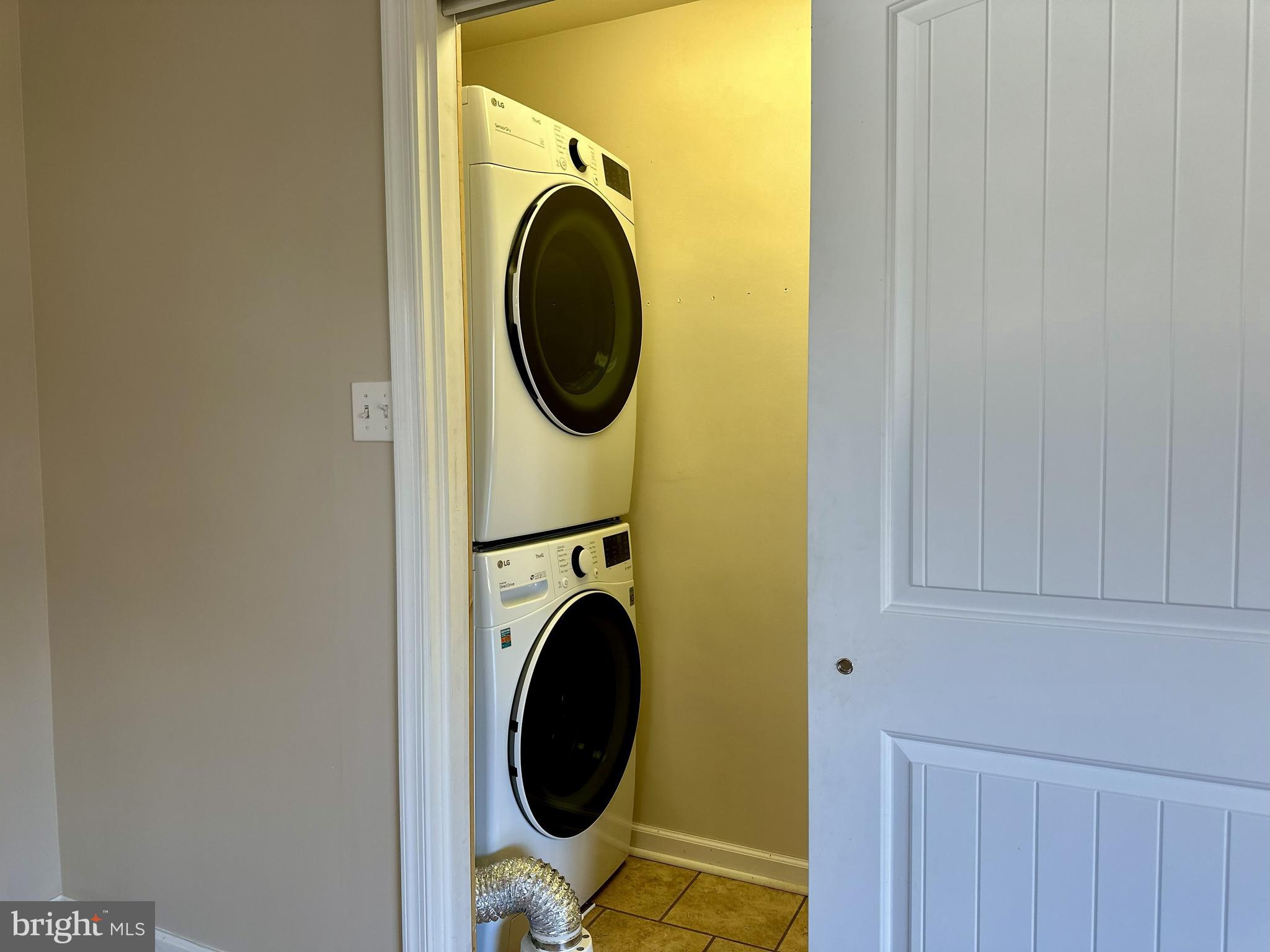 FOUNTAIN HEAD - Residential