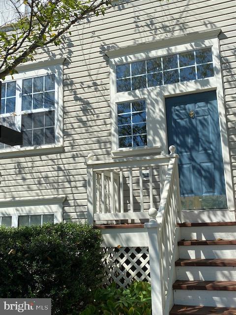 MAIN ST VILLAGE - Residential