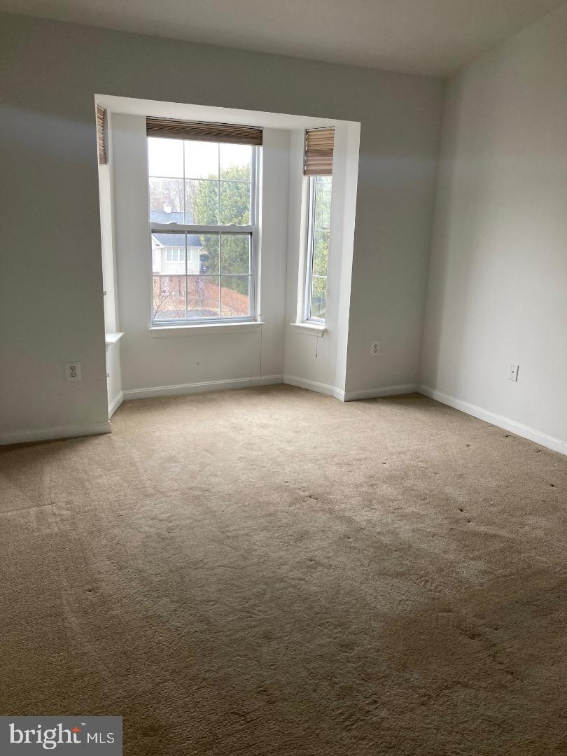 FOUNDERS WALK - Residential Lease